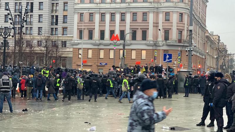 Названо число москвичей, проехавших в метро рядом с местами проведения акции в поддержку Навального