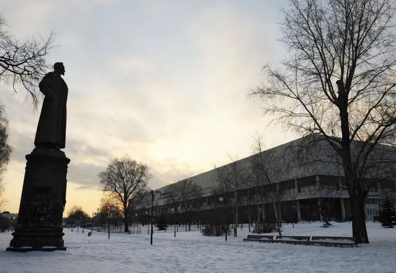 Памятник Дзержинскому хотят вернуть на прежнее место