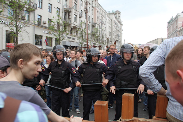 «Молодые юристы России» выступили против наказания родителей за участие детей в митингах