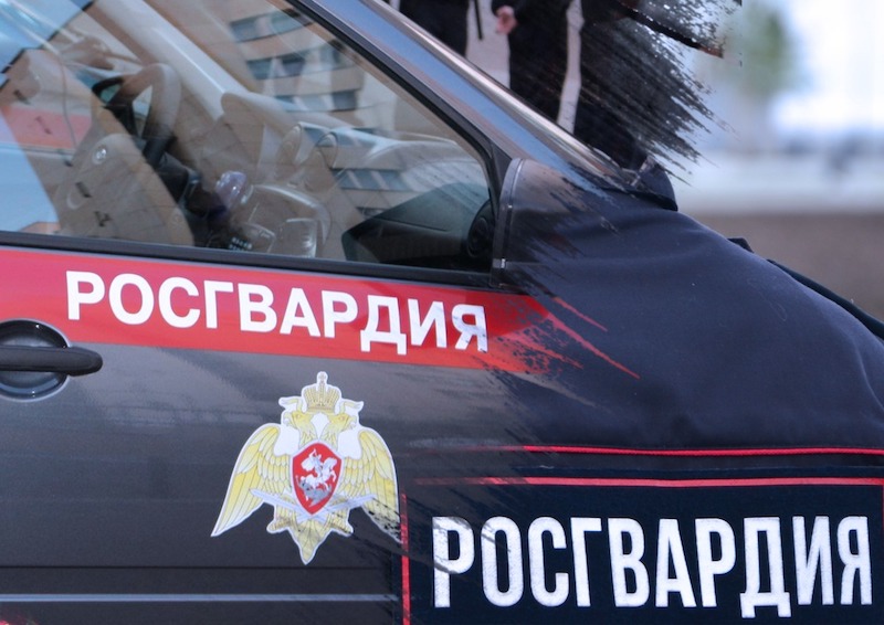 В центре Москвы задержали мужчину, угрожавшего ножом сотруднику магазина