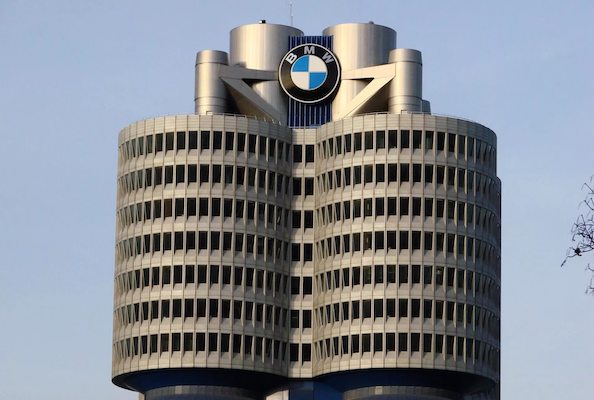 Пьяные рабочие нанесли заводу BMW ущерб в 1 млн евро