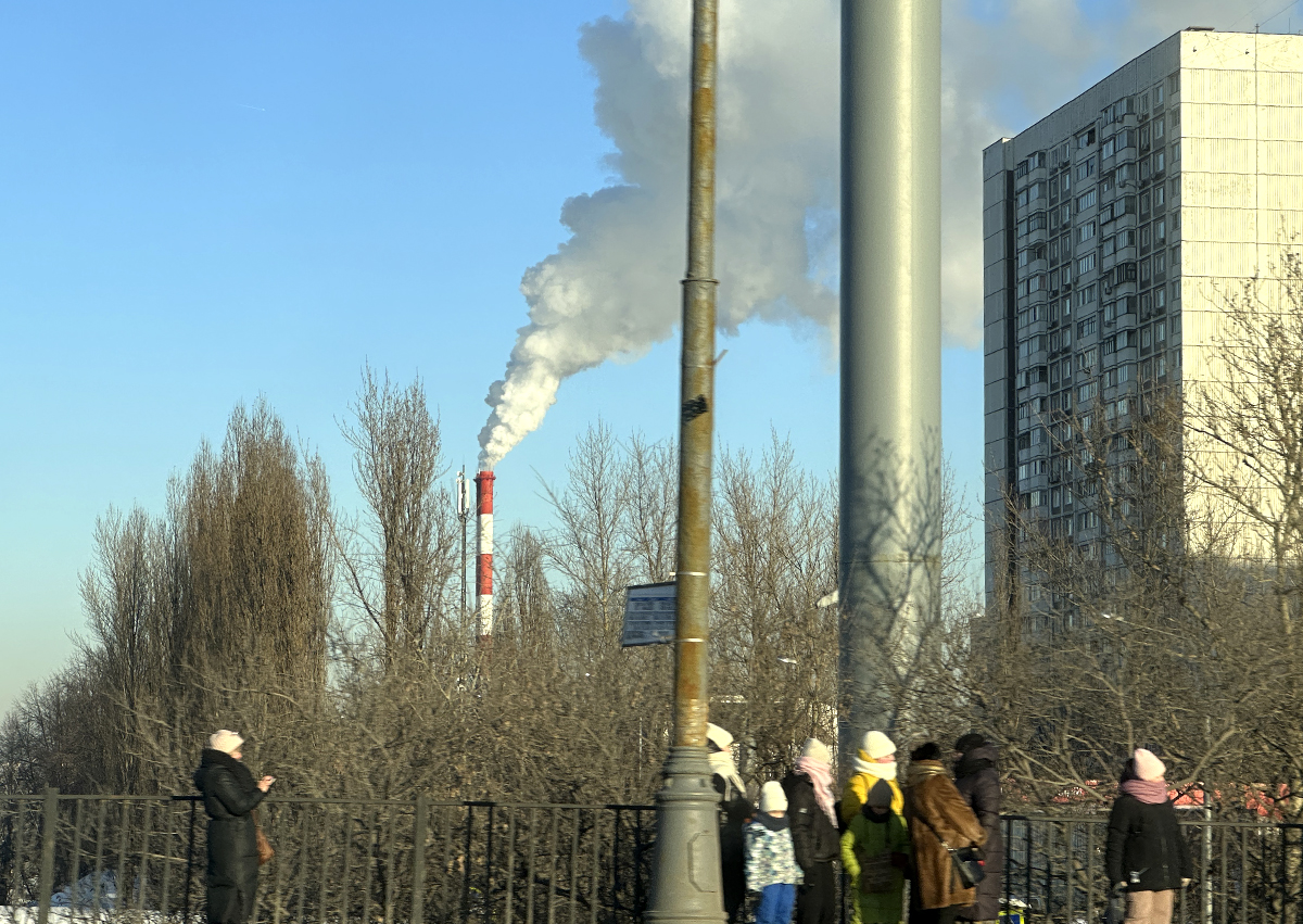 Аварии на теплотрассах в России продолжаются, названа главная причина