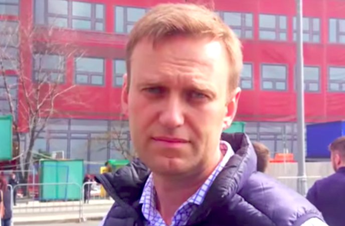 Разочарованные подписчики Навального раскритиковали блогера за многомиллионный отдых