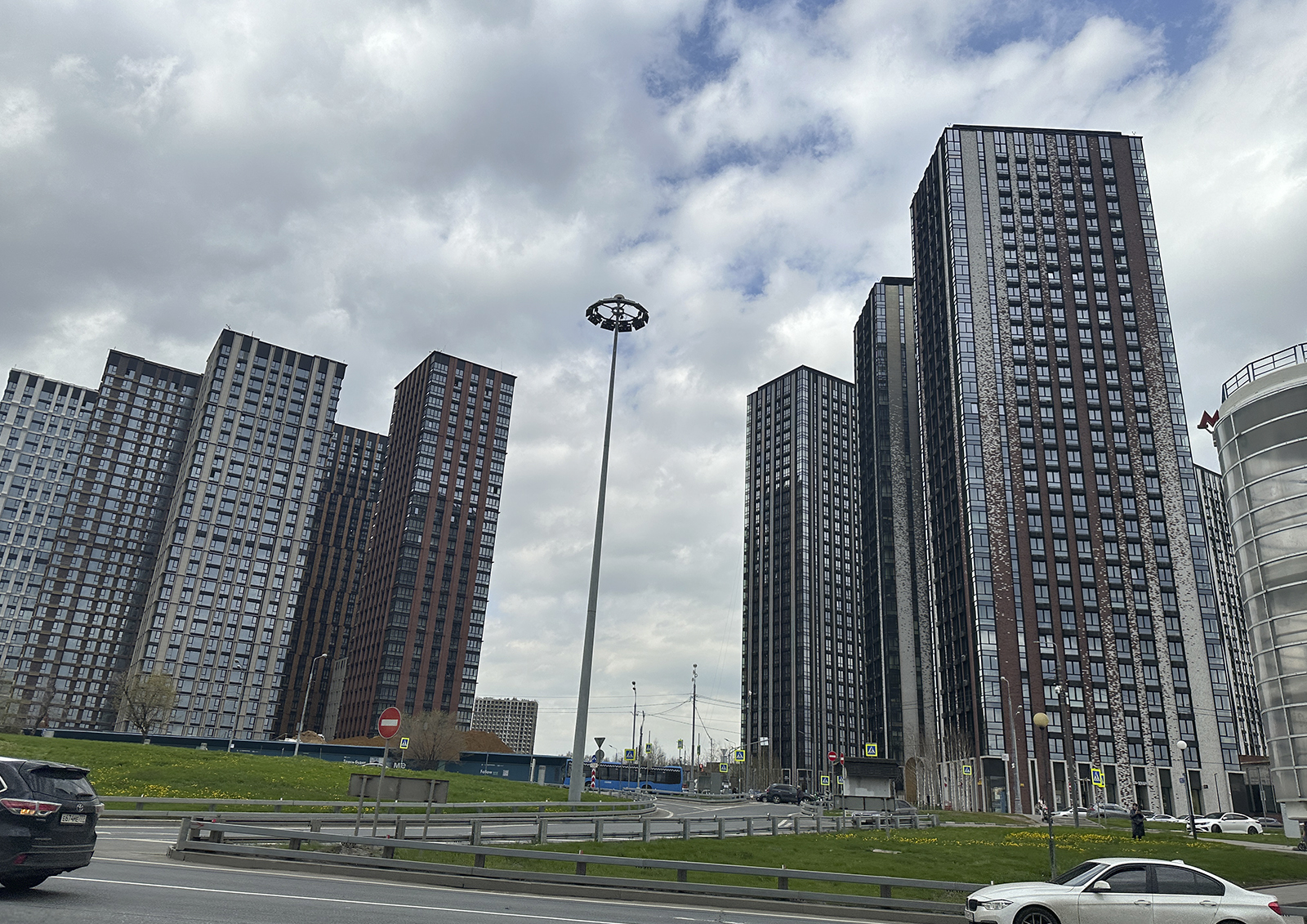 Депутат Делягин предложил новые меры борьбы с мошенниками при покупке квартир Депутат Делягин предложил новые меры борьбы с мошенниками при покупке квартир