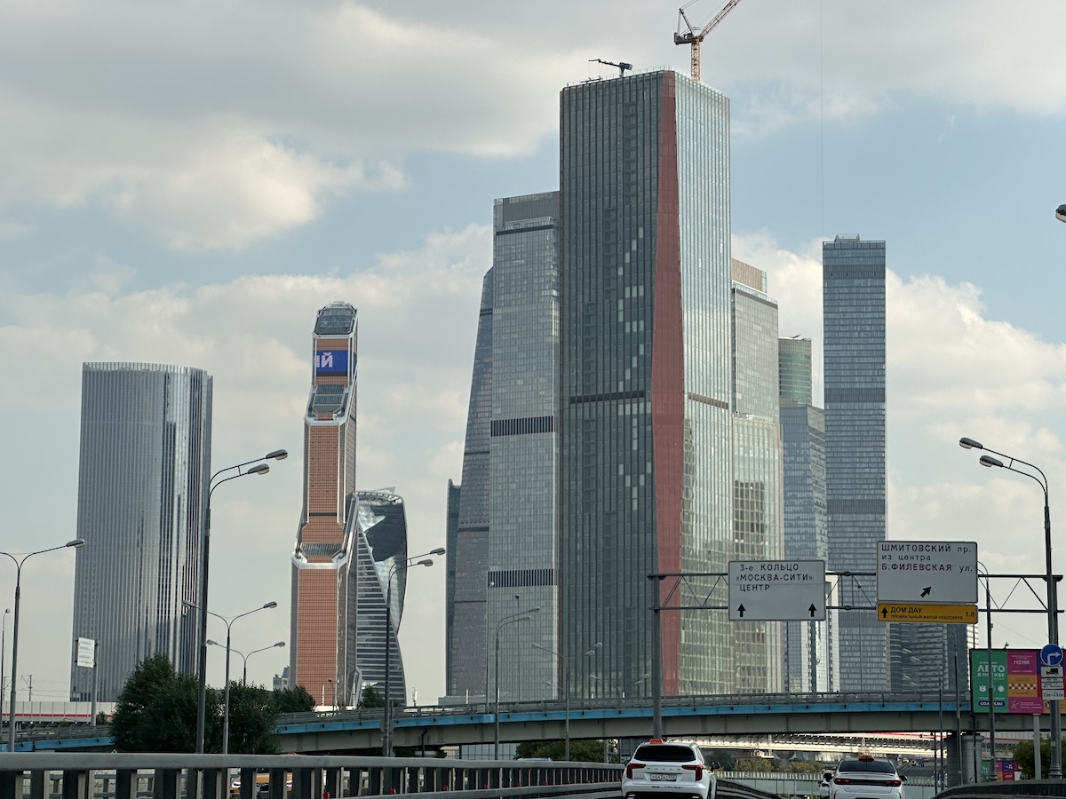  Москва за полгода заключила с поставщиками из регионов контрактов на 10 млрд