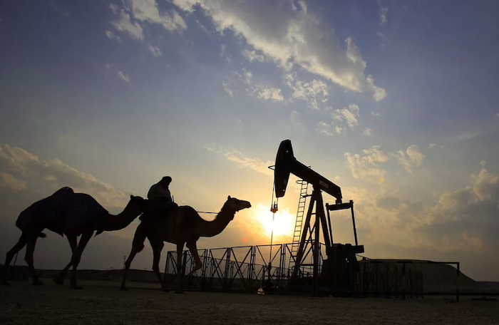 Саудовская Аравия продолжает увеличивать добычу нефти