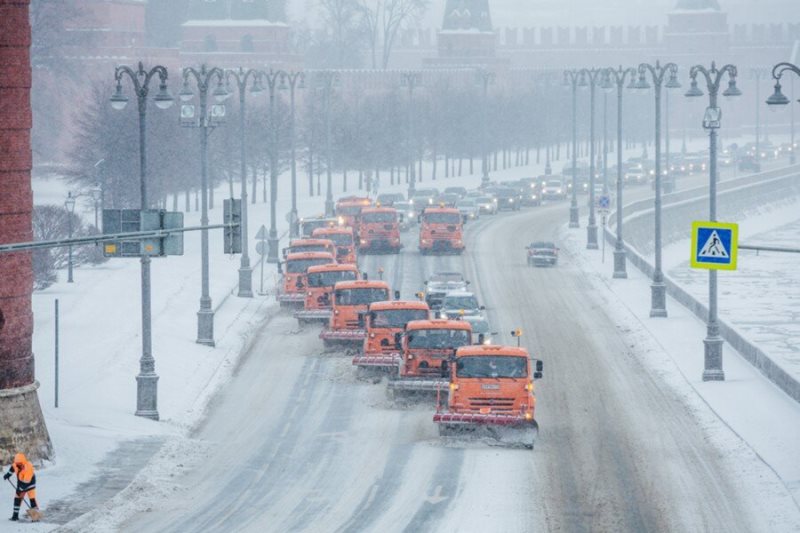 В ЦОДД не согласились с критикой москвичей уборки снега в городе