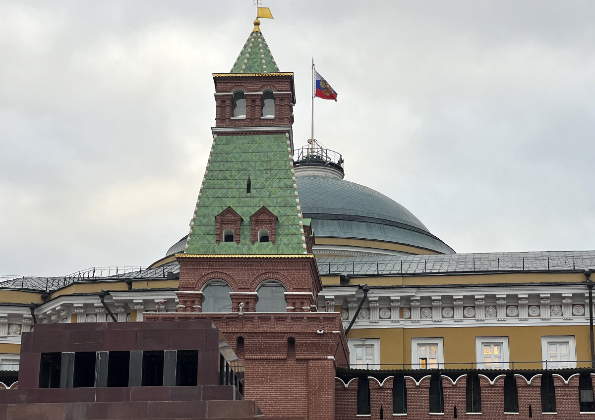 Политологи назвали возможные сценарии встречи Путина и Трампа