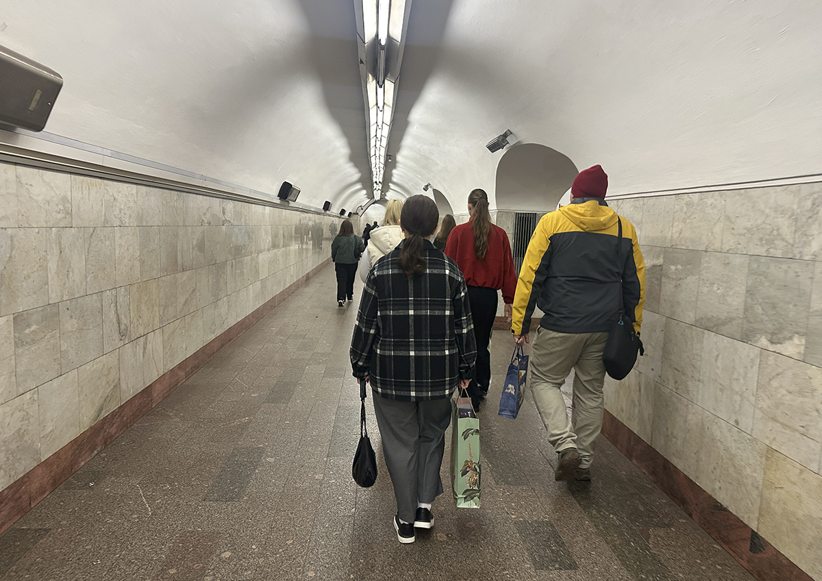 Россиянам могут разрешить работать на больничном: решит ли это кадровый дефицит