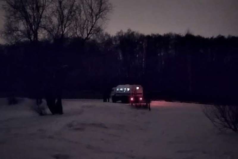 Москвичи в Крещенскую ночь заметили автозак в Терлецком парке