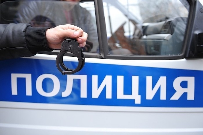 Неизвестный украл из коттеджа пенсионера на западе Москвы 14 млн рублей