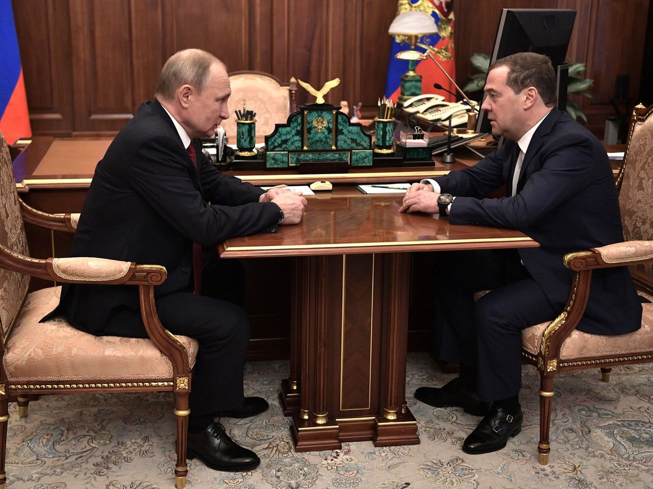Дмитрий Медведев заявил об отставке правительства РФ
