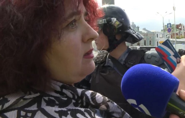«Мне стыдно смотреть людям в глаза»: член ЕР вышла из партии после задержания ее мужа на митинге в Москве