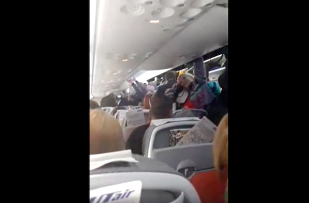 Самолет «ЮТэйр» заглох прямо перед взлетом в аэропорту «Внуково»