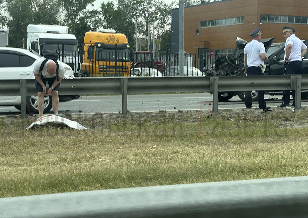 Авария на трассе М-5 парализовала движение на Новорязанском шоссе