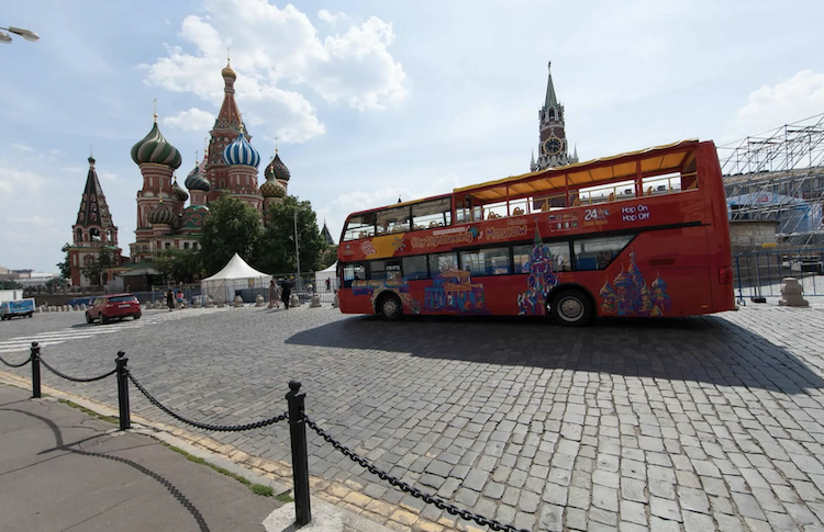 Эксперт: «Программа по возврату кешбэка от туров по РФ рассчитана на развитие внутреннего туризма и расширение платежных карт «МИР»