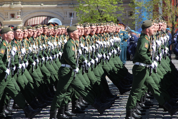 Почти половина россиян считают армию РФ одной из лучших в мире – опрос 