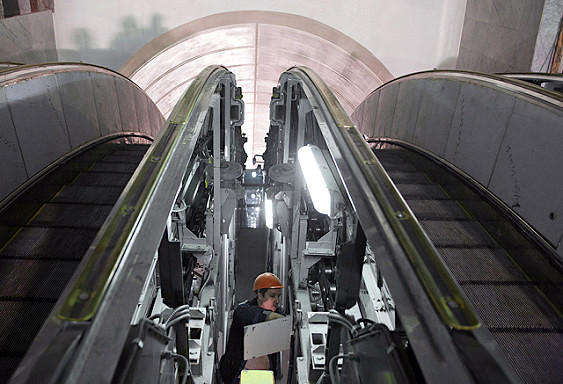 Эскалаторы в переходах станций «Таганская» и «Кузнецкий мост» закроют на ремонт с 5 июля