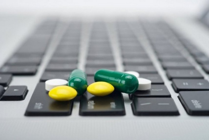 Россиянам могут начать продавать лекарства через интернет
