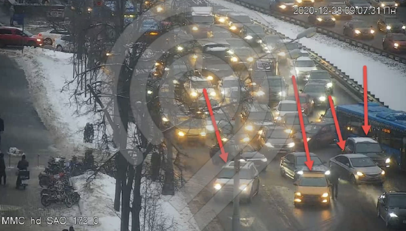 На Ленинградском проспекте столкнулись четыре автомобиля