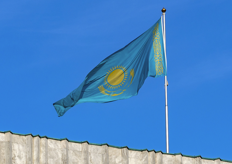 «Казахстан хочет усидеть на своём стуле»: политологи о визите в страну госсекретаря США Блинкена