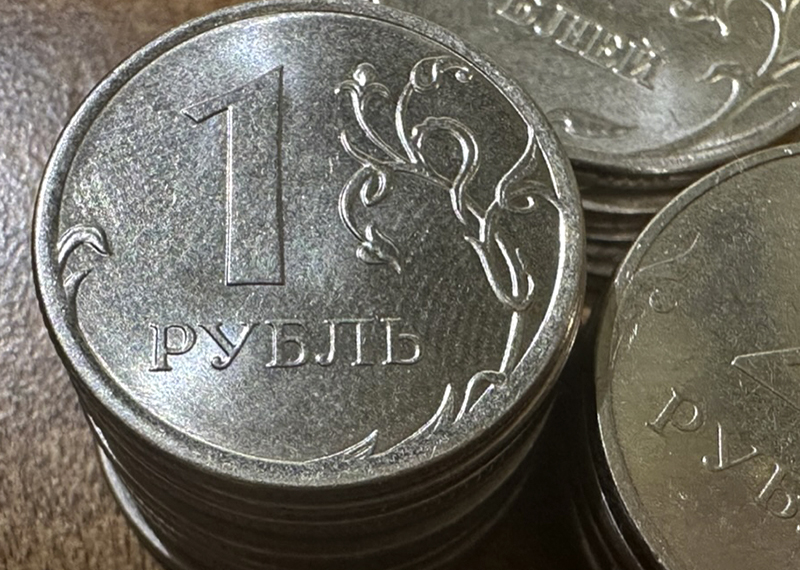 Курс рубля стал больше зависеть от курса юаня