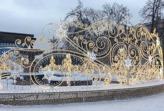 «Новый год в московских традициях» встретили на Пушкинской площади