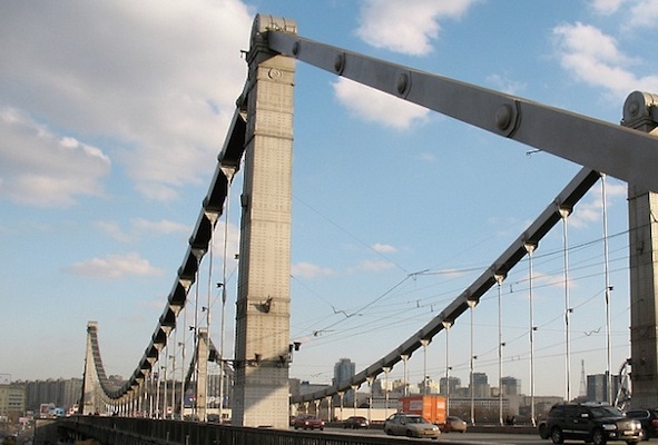 Крымский мост покрасят ко Дню города