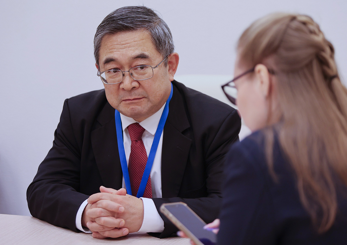 Профессор Мо Цзихун: логика права одинакова и в России, и в Китае