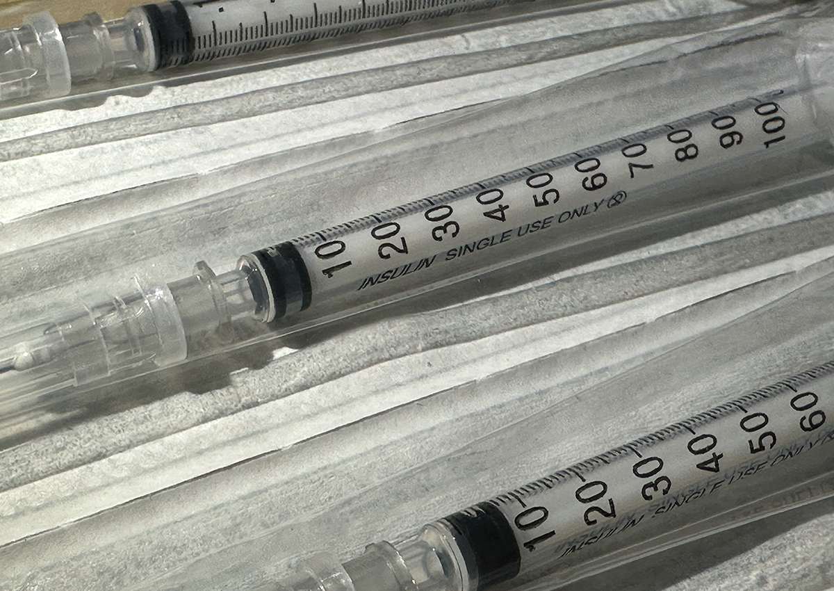 Гинцбург назвал сроки появления вакцины от конго-крымской лихорадки