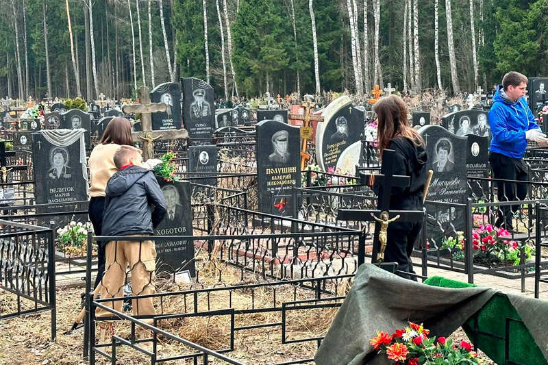 В ГУРБ рассказали, в каких случаях можно проехать на территорию подмосковных кладбищ