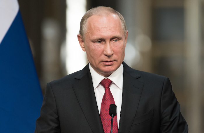 Суверенный справочник: Путин предложил заменить Википедию 