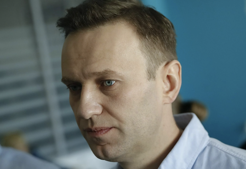  СК возбудил дело о мошенничестве в отношении Навального 