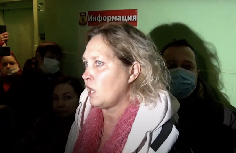 Многодетную мать выселяют из квартиры в московском районе Печатники