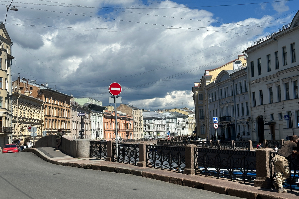 Спрос на жилье смещается на юг и восток от Москвы и Петербурга