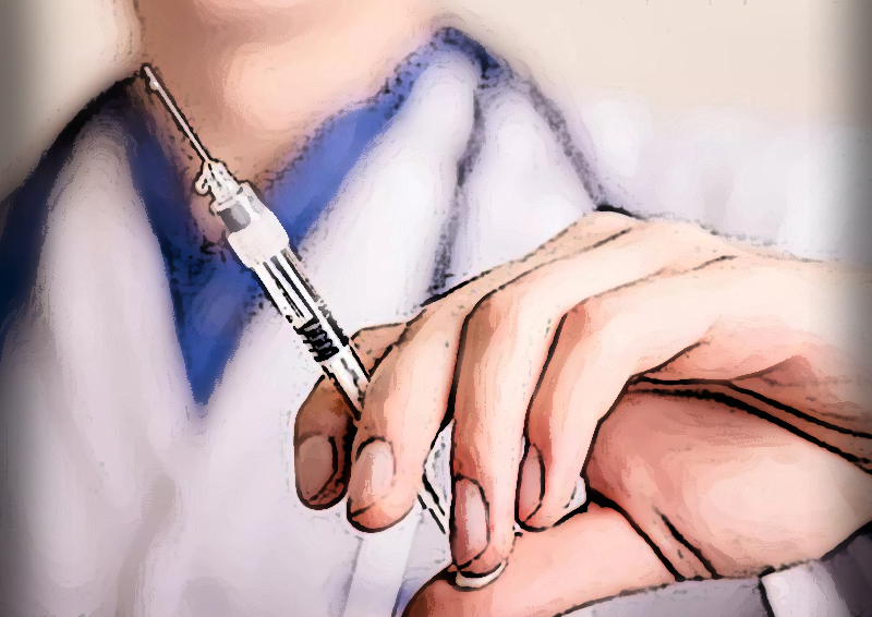Эксперт: власти обсуждают, вводить ли принудительную вакцинацию