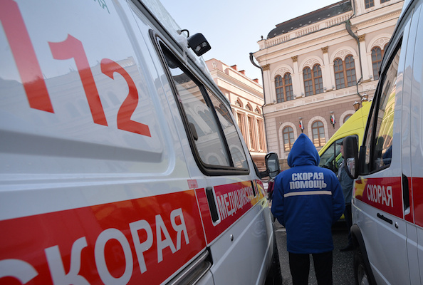 Две москвички получили химические ожоги, выпив воду из кулера в спортивном магазине