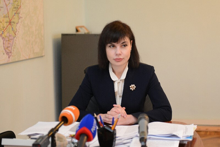 Экс-вице-губернатор Смоленской области подала в суд на бывшего работодателя — главу региона Алексея Островского