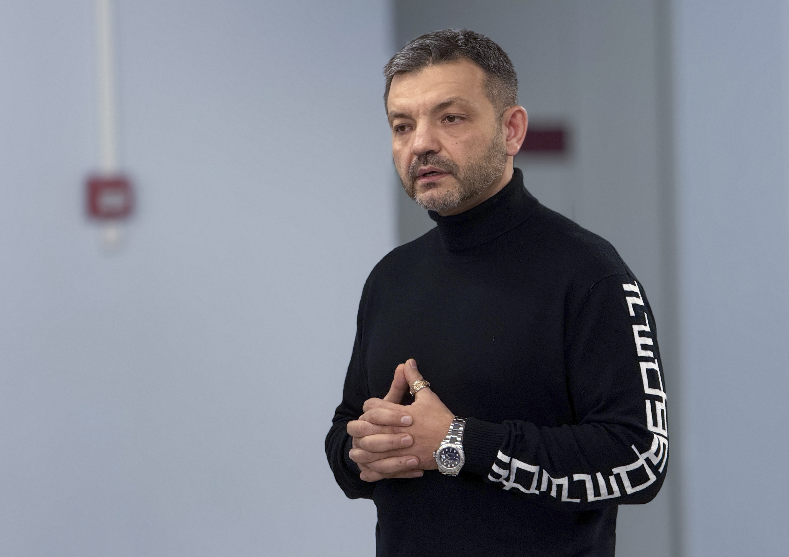 Психолог Валерий Ивановский назвал условия эмоционального заражения людей Психолог Валерий Ивановский назвал условия эмоционального заражения людей