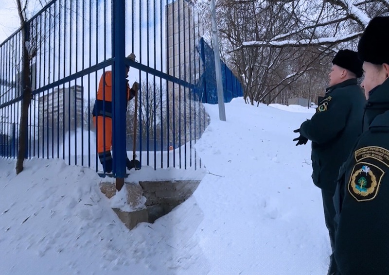 В Москве пресекли нарушение правил уборки снега в ландшафтном заказнике