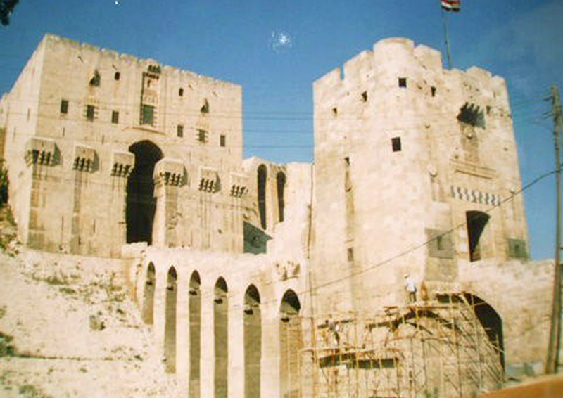 Объект Всемирного наследия ЮНЕСКО цитадель Алеппо пострадала от подземных ударов