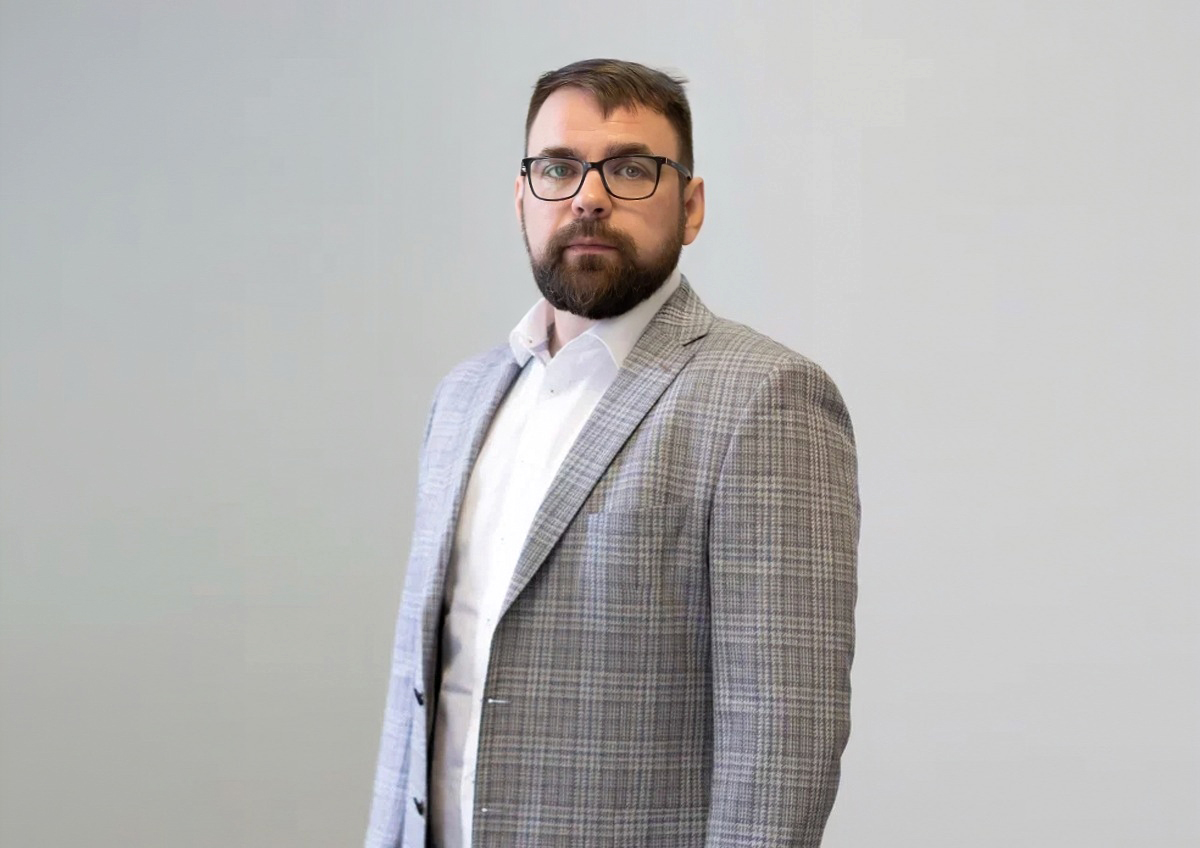 Алексей Антонов