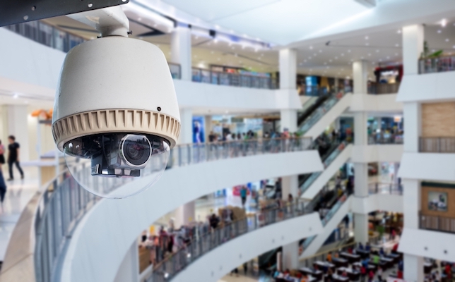 В московских ТЦ появились видеокамеры с системой распознавания лиц 