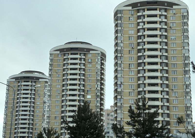 Цены на жилую недвижимость в России будут падать дальше?