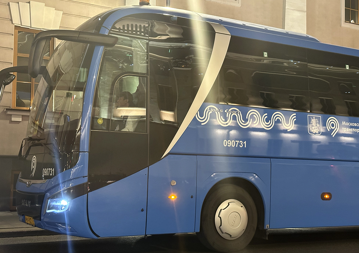 Ночные автобусы Москвы: кто ими пользуется и что будет с маршрутами