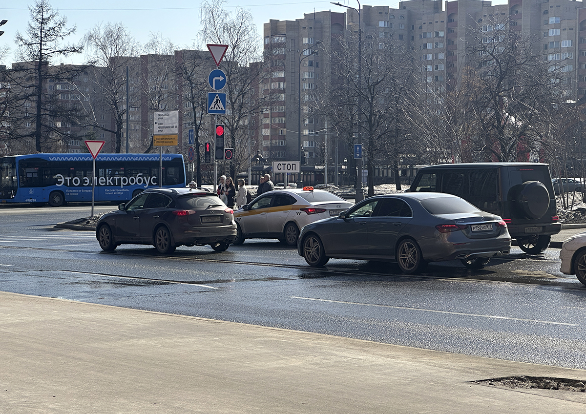 Как китайские копии западных автомобилей попадают в Россию