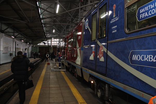 В московском метро запущен брендированный поезд в честь Кубка Конфедераций 2017