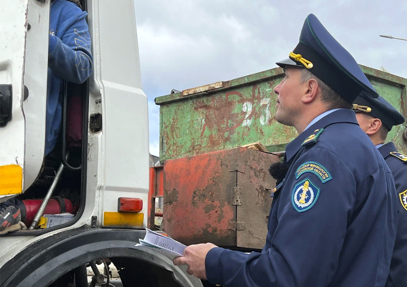 В Подмосковье подвели итоги рейдов по пресечению перевозки мусора без лицензий