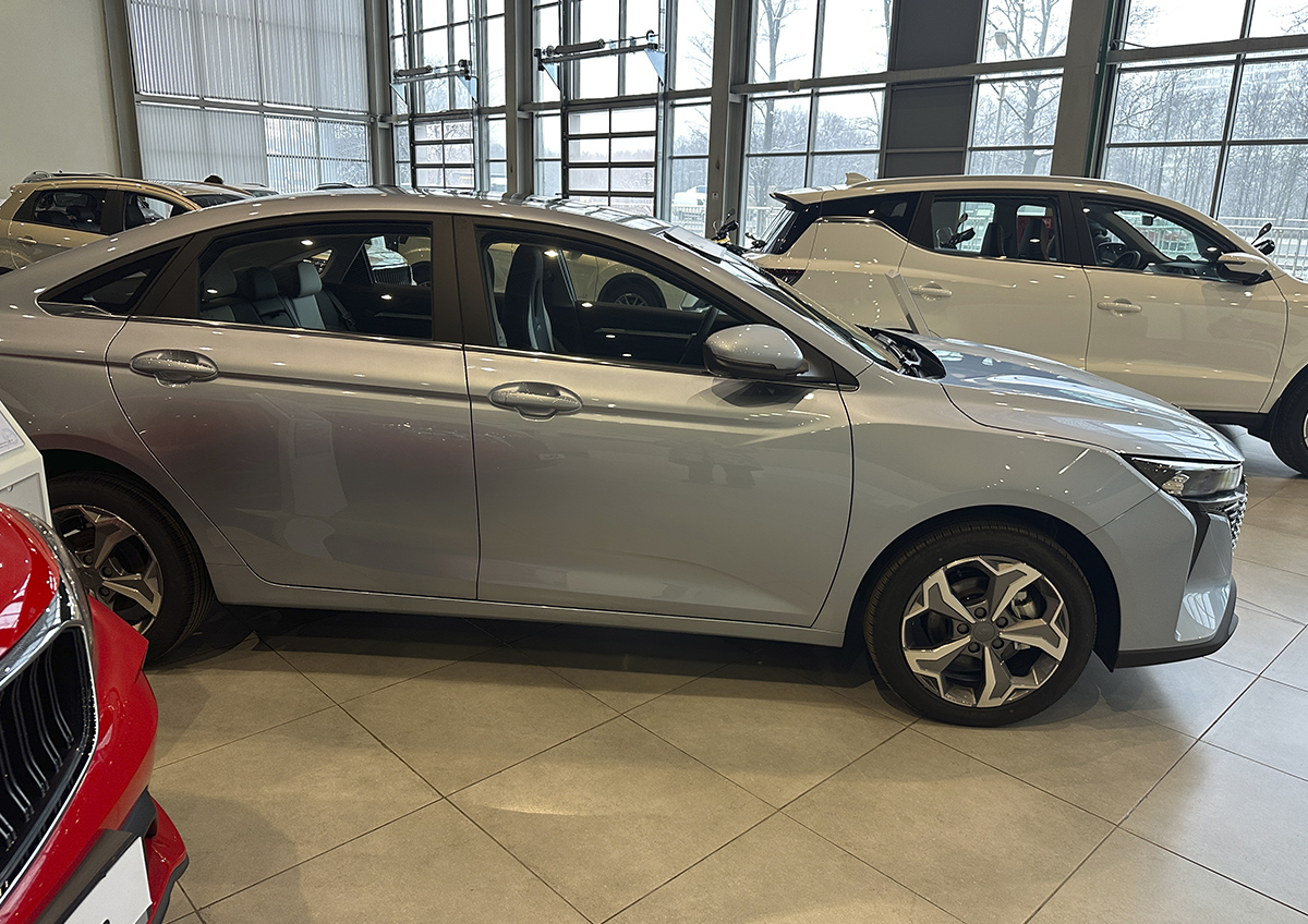 Авторынок замер в ожидании снижения ставки Центробанком: каковы прогнозы