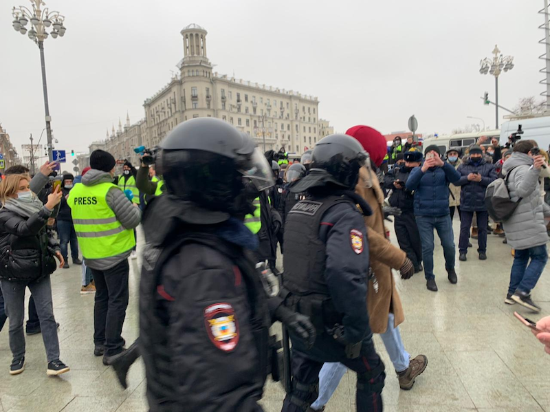 Задержание ивана сафронова. Новости аресты. Полицейский наркоторговец. Правонарушения в миграционной сфере. Полиция и преступники.